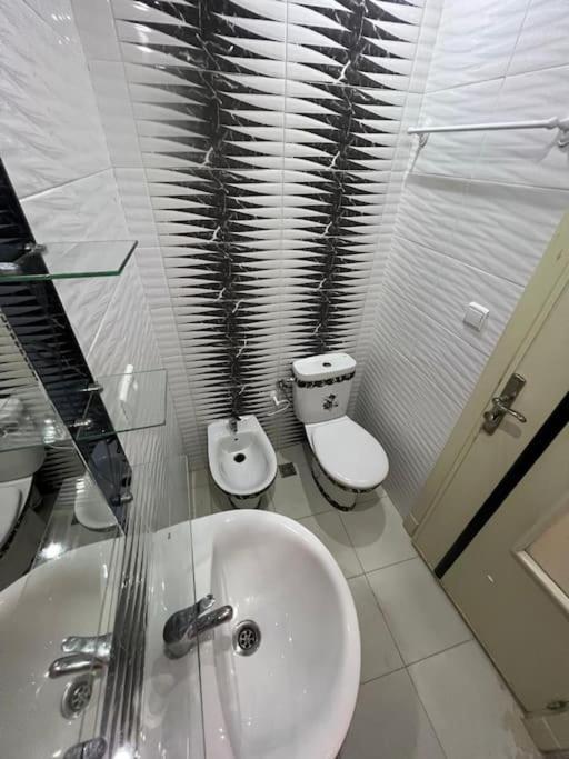 Appartement Ritz Tangier Bagian luar foto