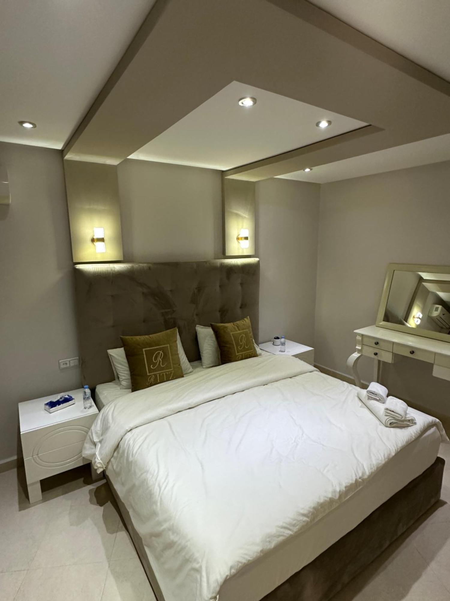 Appartement Ritz Tangier Bagian luar foto